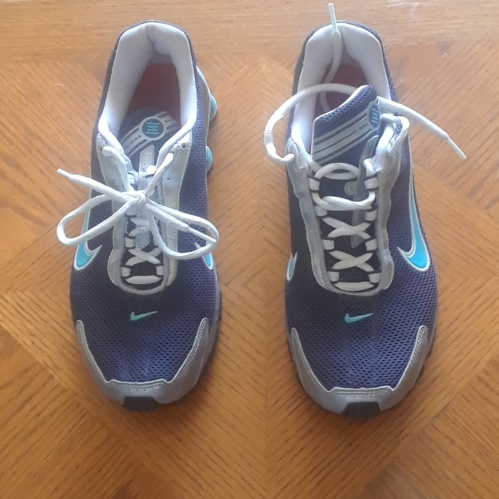 Women's Nike "SHOK" Running Shoes